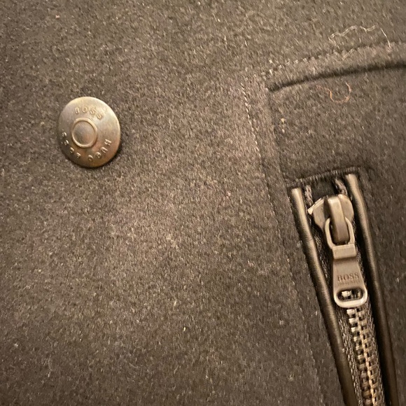 BNWOT Hugo Boss boys size 5 pea coat - Picture 5 of 12